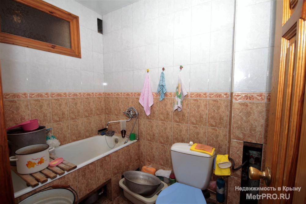Продаётся 2ккв, ул. Свердлова, расположенная на 2-м этаже 5-го дома. Квартира в жилом состоянии. Площадь квартиры 45... - 4