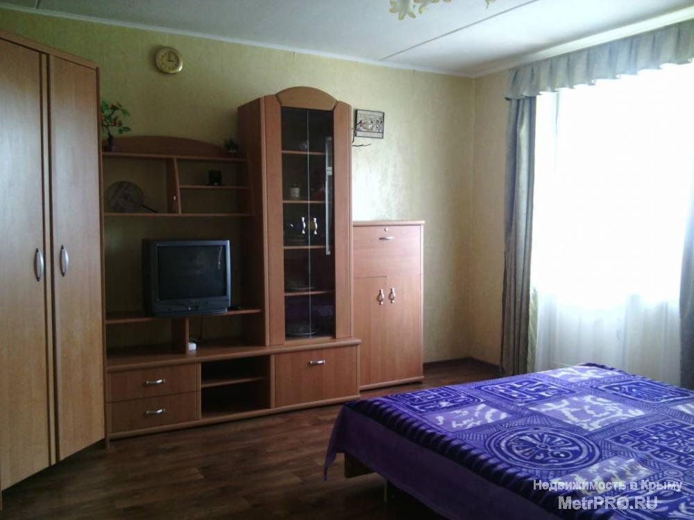 Сдам (ДО ЛЕТА) свою 2х комнатную квартиру,в районе камышей.В квартире есть все удобства для проживания;4 спальных... - 1