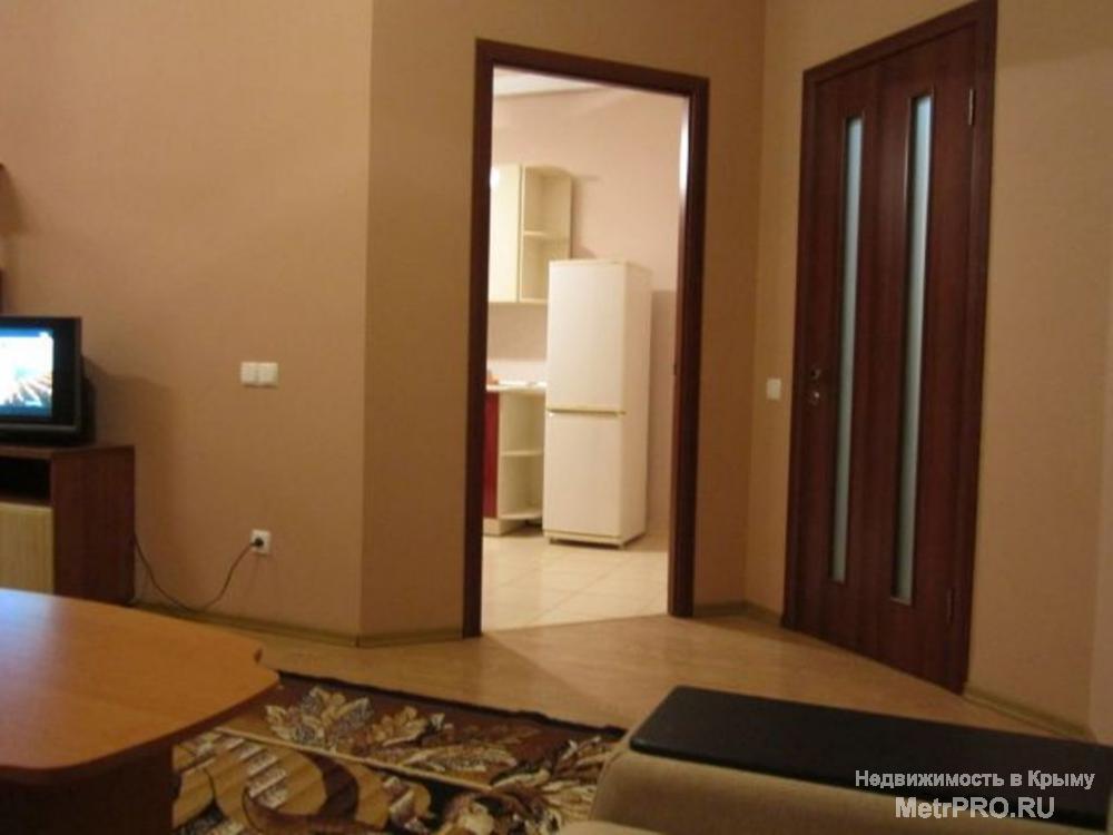 Сдается 1к- квартира  в новострое  на ул.Тренева,46.3м2 ,5/12,квартира  с хорошим евро ремонтом, и новой мебелью.... - 2