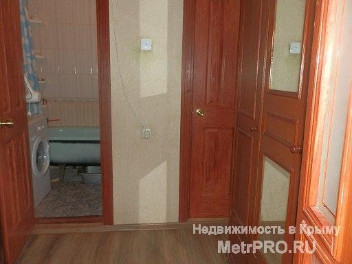 Сдам посуточно койко-место, в комнате 3 спальных места,  пр.Октябрьской революции 500 рублей в сутки с человека,... - 5