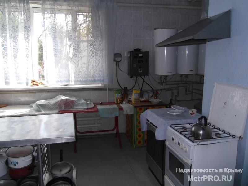 Продается мини-пансионат в пригороде Евпатории, общая площадью 730 кв.м., два отдельных строения. Первый корпус... - 3