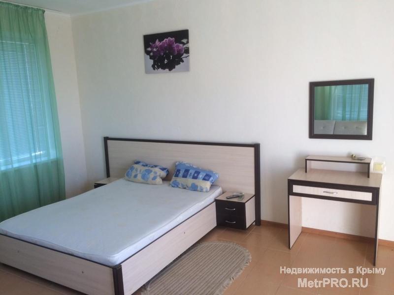 Продается пансионат в пгт. Заозерное, Песчанка, общей площадью 718 кв.м. Три этажа + подвальное помещение, 10 номеров... - 28