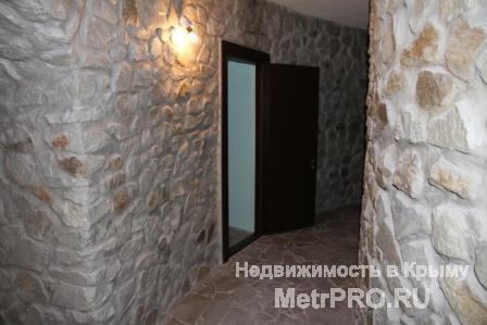 Трех этажный коттедж расположен в г. Ялта в элитном поселке городского типа Восход. Площадь дома 800 кв. м из них 120... - 18