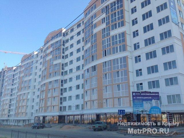 Продается видовая 1-комнатная квартира по ул. Парковая, 12.  Дом сдан в эксплуатацию. Коммуникации подключены Вид на...