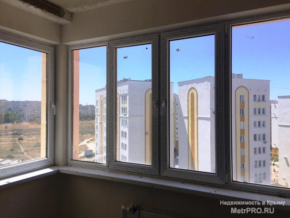 Продам  большую, видовую, трехкомнатную  квартиру  на 9 этаже 10-этажного монолитного дома.ул.Колобова,21б. Общая... - 1