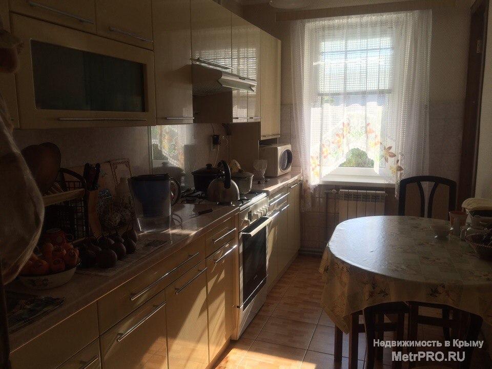 продаем 4 комнатную квартиру на Косарева, 5 микрорайон. 4\9 этажного дома , общая пл 80 кв. .Стены дома утеплены, 2... - 1