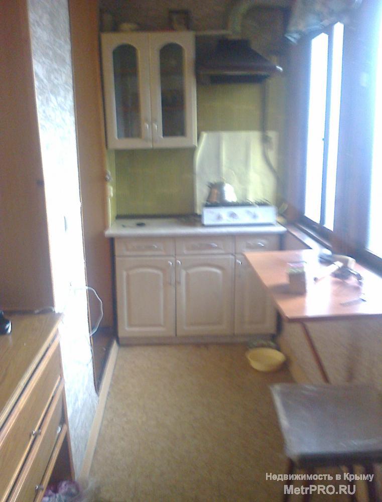 Продается  2-х комнатная квартира, по ул. Дражинского. Общая площадь 32м2, жилая 24м2, кухня 6м2. В квартире есть... - 2