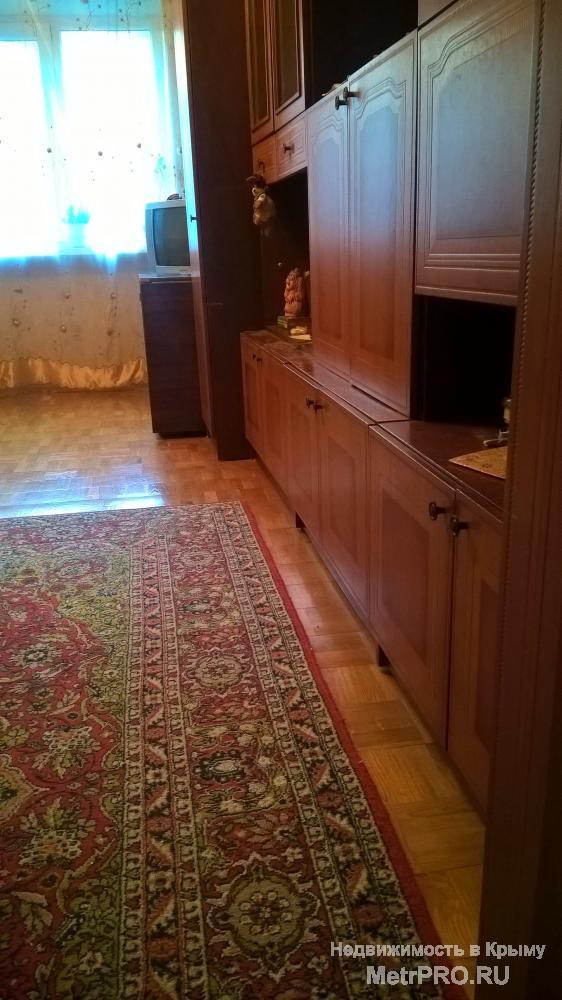 Хорошая 2-х комнатная квартира в самом центре Ялты на ул. Садовая. Общая площадь 44.1кв.м. Комнаты тёплые, чистые,... - 1