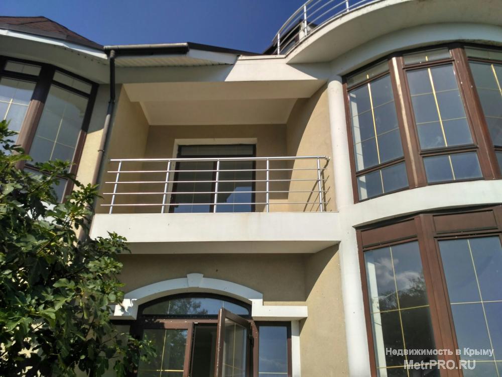 Продается 3-этажный дом, в селе Лазурное Алуштинского района. Построен в 2008 году.  Без внутренней отделки.... - 9