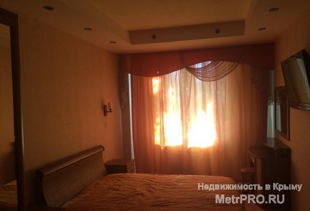 Срочно продается 4х комнатная квартира, по ул. Щербака. Общая пл. 118 м2, жилая 45 м2, кухня 15 м2     Квартира с... - 3