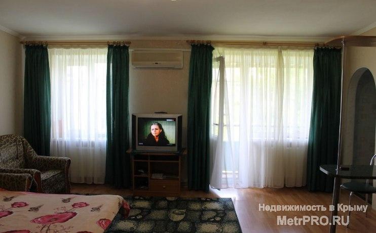 Продается отличная, просторная 2 ком.кв. переделанная из 3 ком. квартиры 54 кв.м. 4/4 этаж автономное отопление (2х... - 1