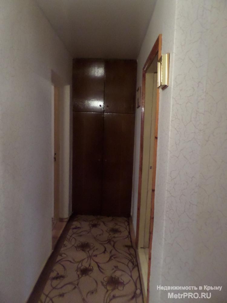 Продается 2к.кв по самой известной улице города Фрунзе. Квартира светлая, чистая, уютная с современным ремонтом на... - 11