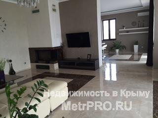 одается современный стильный  жилой дом в Севастополе, район Камышовой  бухты.  Дом построен в 2012 году,  выполнен... - 20