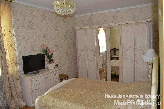 Сдается посуточно шикарная 4-х комнатная квартира в самом центре Севастополя на ул.Г.Петрова, 4. Комнаты раздельные,... - 1