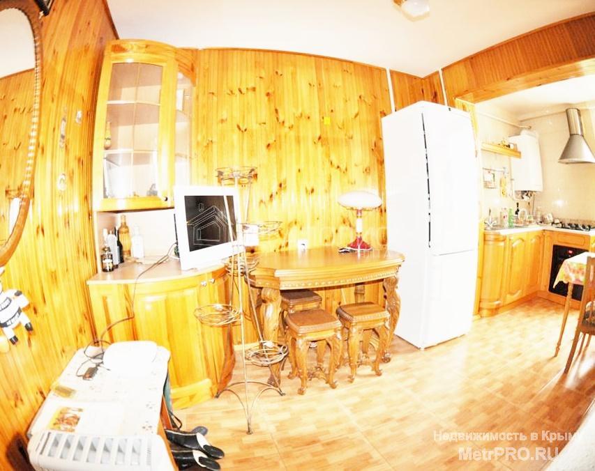 Предлагается к продаже двухкомнатная квартира в Ялте по улице Горького  Квартира расположена на седьмом этаже девяти...