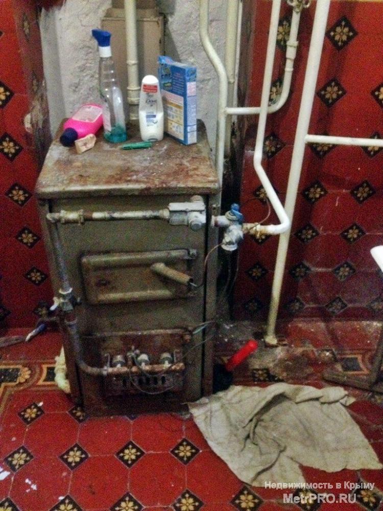 Продаются 2 квартиры на одной площадке (примыкающие друг к другу), расположенны на 1эт./ 2 эт. старинного дома,... - 5