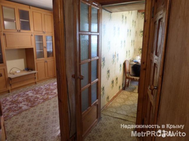 Продам 1-комн. квартиру. Стеклопакеты, застеклённый балкон, газовая колонка, ремонт в ванной. Квартира на юго-восток,... - 2