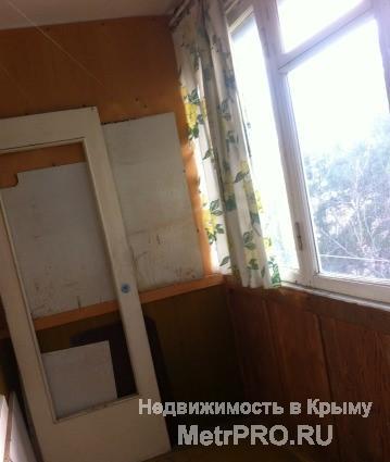 Продается однокомнатная квартира в спальном районе в г. Ялта, пер. Халтурина. Расположена на 3 эт. / 5 эт. дома.... - 7