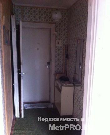Продается однокомнатная квартира в спальном районе в г. Ялта, пер. Халтурина. Расположена на 3 эт. / 5 эт. дома.... - 8