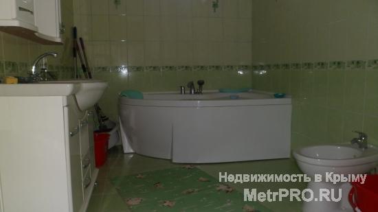 Посуточно сдаётся большой трехэтажный  коттедж с бассейном в районе Казачьей Бухты СТ Пилот. До оборудованного пляжа... - 13