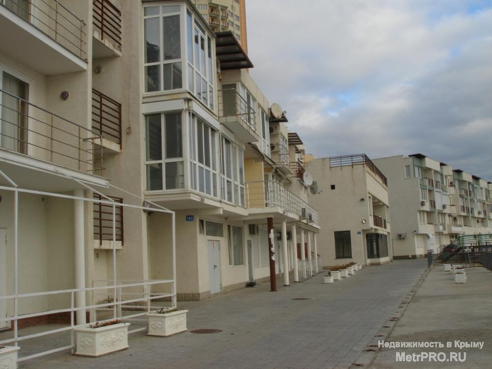 Продам апартаменты  на первой линии моря,  33 м.кв., лоджия 3 м.кв. с прямым выходом на пляж в новом комплексе... - 6