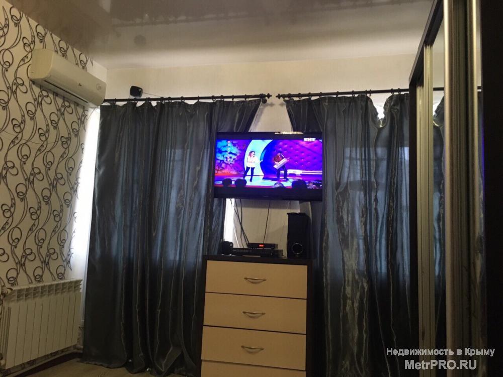 продам 1к.кв.,в центре Симферополя, ул. Ефремова ,ОП-30 м,комната — 16 м,кухня — 8 м,с/у раздельный,встроенная... - 1