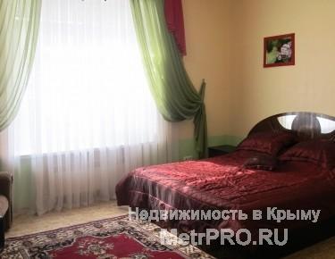 Cейчас СВОБОДНО ДО 11 ИЮЛЯ! ЦЕНА 2000Р.! ВМЕСТО 2500Р. за квартиру целиком.  Сдается 1-й этаж частного 2х-этажного...