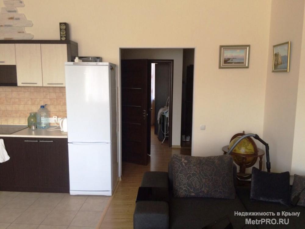 2-ккв в Ялте на Тимирязева  Продам 2-комнатную квартиру общей площадью 60 м2 на 3-м этаже в Ялте на ул.Тимирязева.... - 3