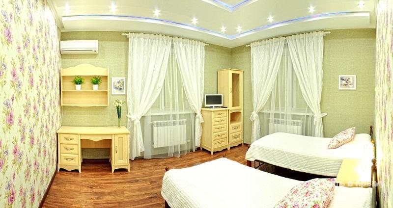 продается 3 этажный частный дом недалеко от центра Севастополя (район Красная горка) рядом с сосновым бором. Площадь... - 4