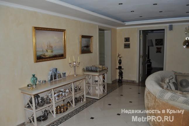Вилла в Нижнем Сосняке    Предлагаем Вам 2 новые фешенебельные виллы – хозяйская и гостевая, размещенные среди... - 5