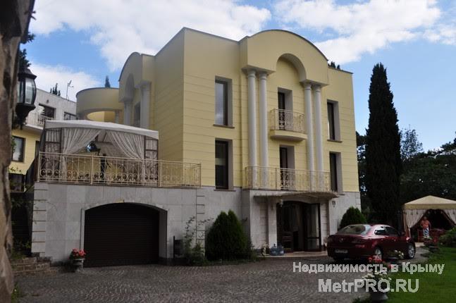 Вилла в Нижнем Сосняке    Предлагаем Вам 2 новые фешенебельные виллы – хозяйская и гостевая, размещенные среди... - 15
