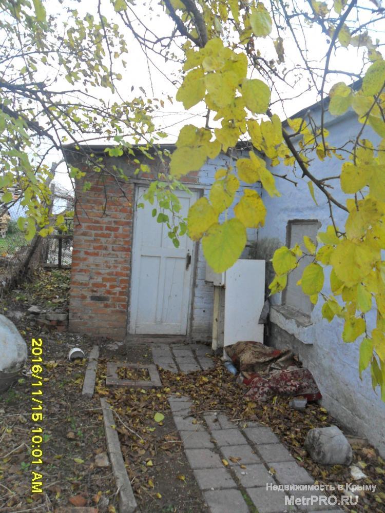 №12. Продам уютный, ухоженный домик в черте города,на улице Кулакова находящегося от берега моря на расстоянии 500 м....