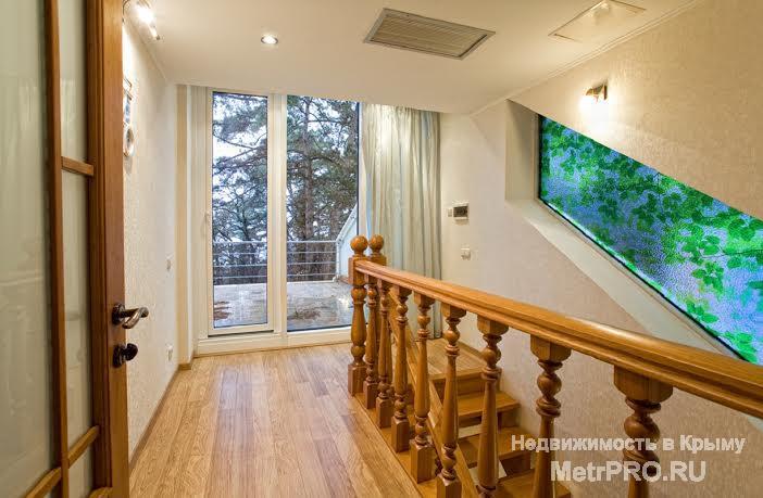 Предлагаем Вам Таун-Хаус  в коттеджном поселке 'Горный'!     Общая площадь - 175 кв.метров. Три этажа (+... - 23