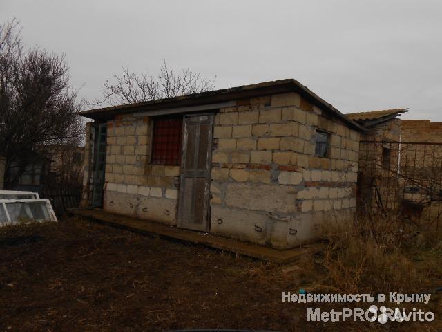 Продам участок 9 соток. На участке имеется жилой вагончик 9 х 3. В вагончике прихожая, кладовка, туалет, кухня,... - 2