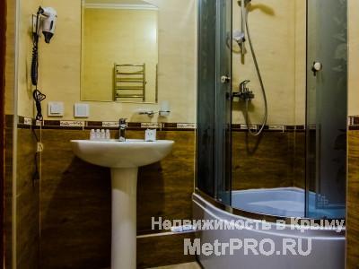 Отель располагается в центре исторической части «старого города» в непосредственной близости к морскому берегу и... - 4