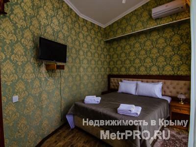 Отель располагается в центре исторической части «старого города» в непосредственной близости к морскому берегу и... - 10