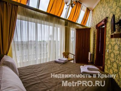 Отель располагается в центре исторической части «старого города» в непосредственной близости к морскому берегу и... - 11