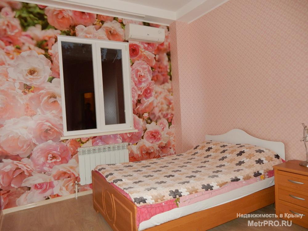 Сдается 3-х этажный дом. 1-этаж зал 90 м2, кухня, санузел. 2-этаж 3-раздельные спальни, санузел- ванная и душевая... - 5