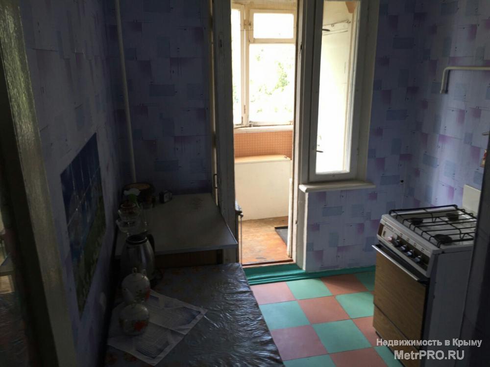 2-х комнатная квартира  47 кв.м расположена на третьем этаже пятиэтажного дома в Симеизе.  В Симеизе самым удачным... - 2