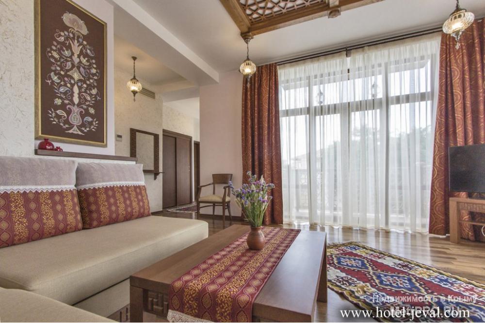 Отель Джеваль предлагает  свои просторные и уютные номера, со вкусом обставленные в восточном стиле, гостям Евпатории... - 14