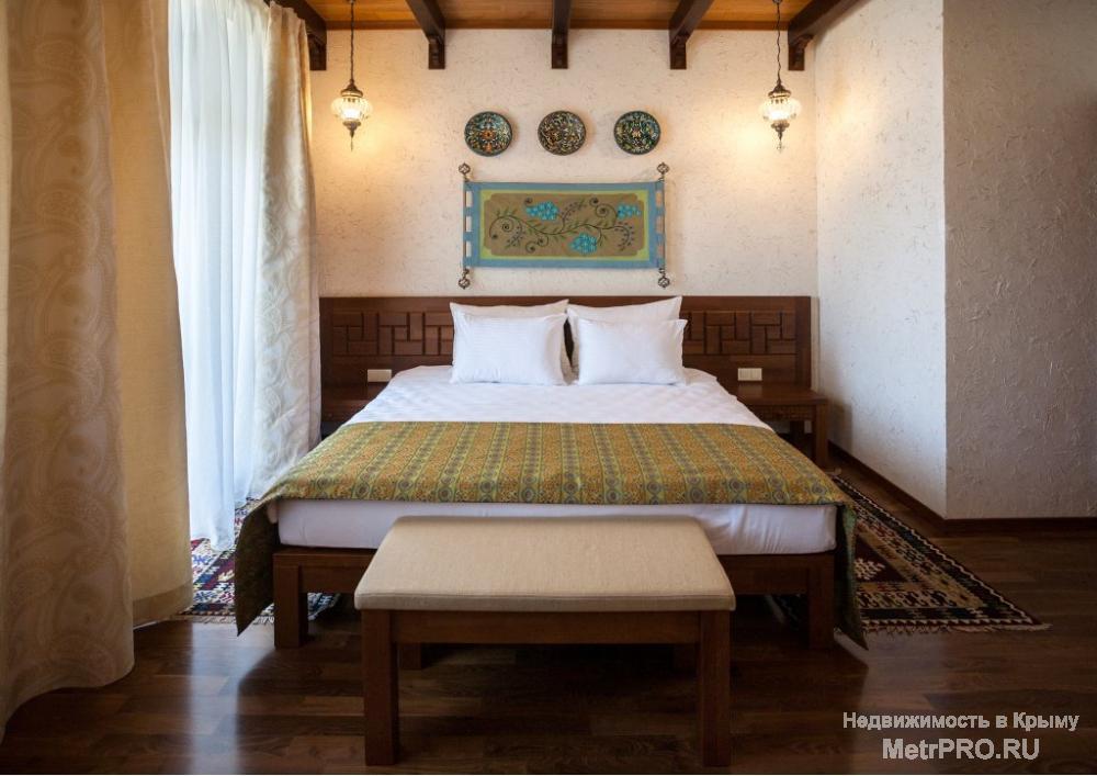 Отель Джеваль предлагает  свои просторные и уютные номера, со вкусом обставленные в восточном стиле, гостям Евпатории... - 20