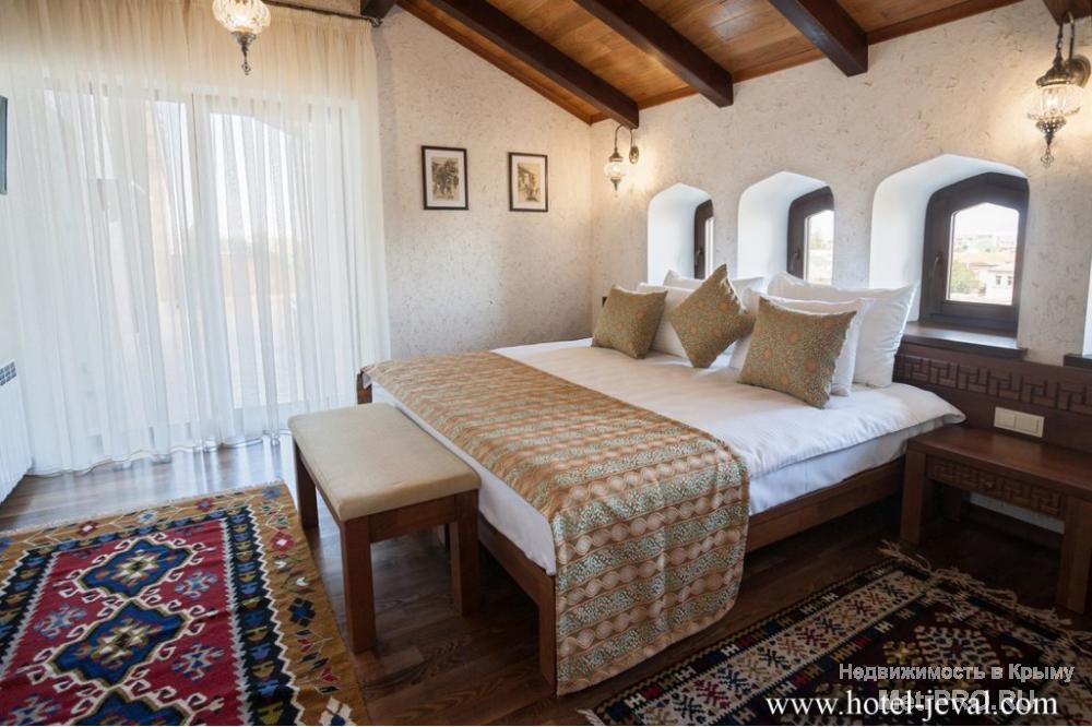 Отель Джеваль предлагает  свои просторные и уютные номера, со вкусом обставленные в восточном стиле, гостям Евпатории... - 22