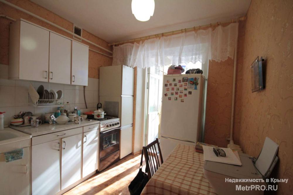 Продаётся 1-к квартира в спальном районе города Ялты, по ул.Украинская.   Квартира расположена на 1-м этаже\5... - 2