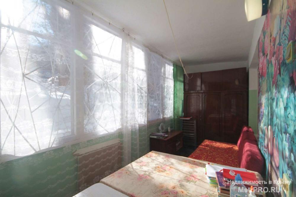 Продаётся 1-к квартира в спальном районе города Ялты, по ул.Украинская.   Квартира расположена на 1-м этаже\5... - 4