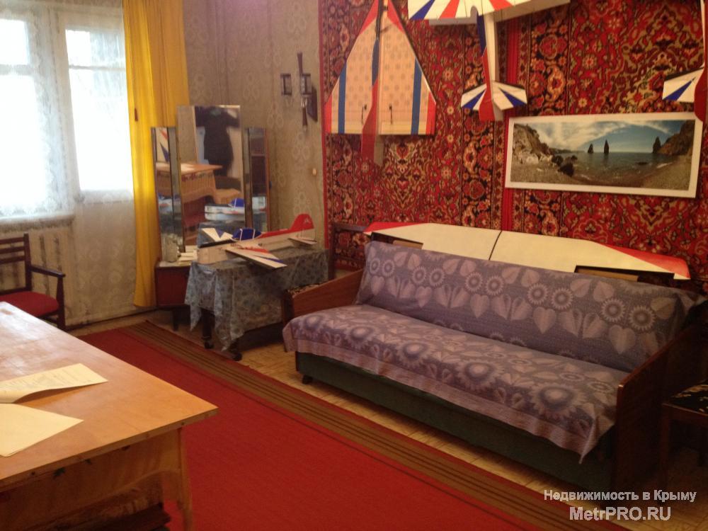 Продам 3-х комнатную квартиру практически в центре, на Кожанова. 4-й этаж 5-ти этажного дома,  57 кв.м общей... - 2
