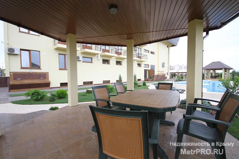 Hotel Restaraunt California - новая частная гостиница в Евпатории, построенная на побережье Чёрного моря в 2012 году.... - 12