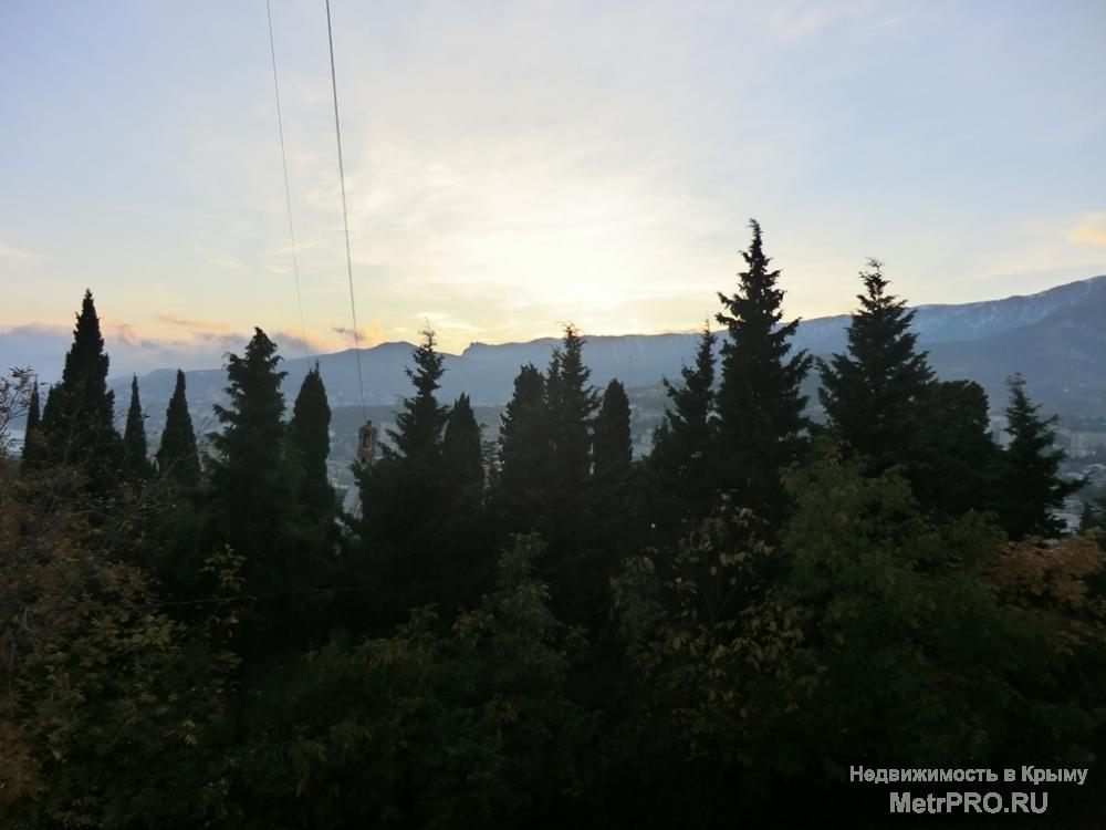 2-ккв в Ялте на Свердлова.  Продам 2-комнатную квартиру общей площадью 65 м2 на 2-ом этаже в Ялте на ул.Свердлова.... - 14