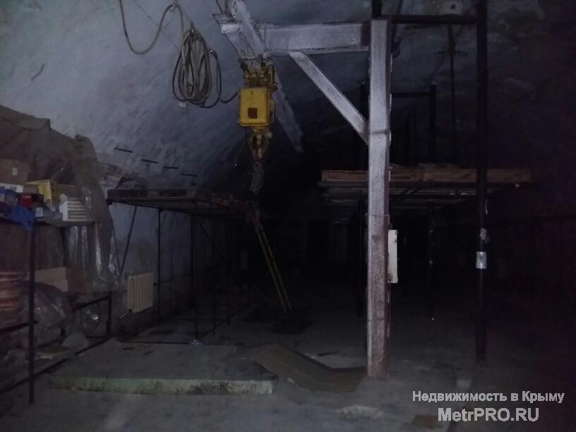 Помещение под склад, базу, производство в Симферополе на ул. Луговая, 8соток,площадь  620кв. м., выход на первую... - 5