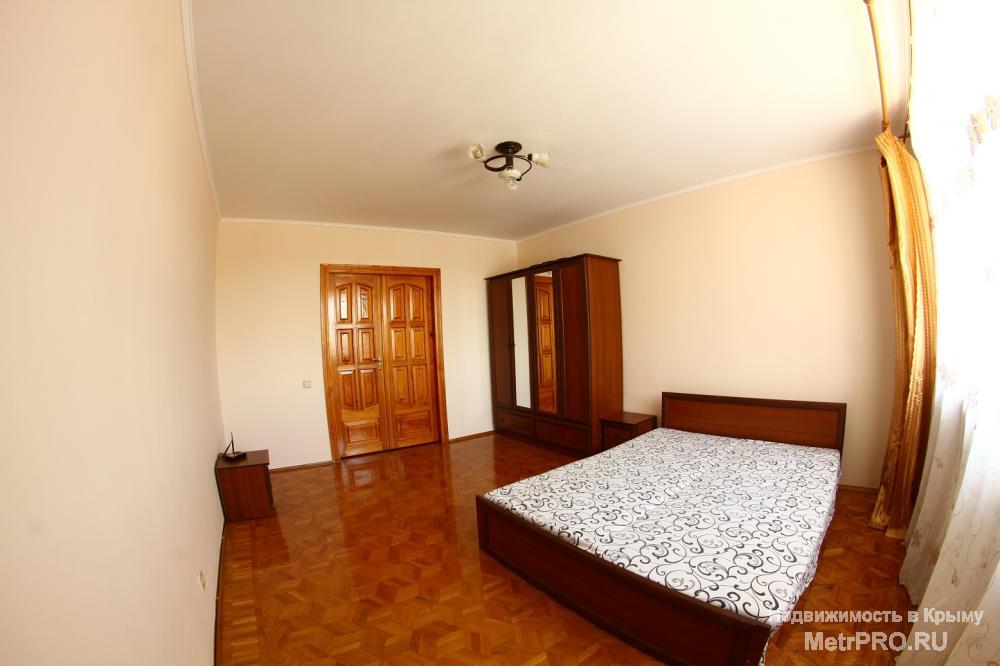 Продам 5-комнатную квартиру, ул. Тургенева. Общая  пл. 126 кв.м, 3/9 эт., 2 с/у, евроремонт, пол - паркет, встроенная... - 4