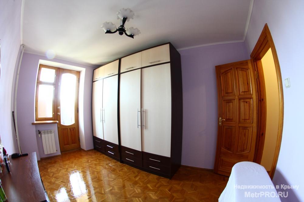 Продам 5-комнатную квартиру, ул. Тургенева. Общая  пл. 126 кв.м, 3/9 эт., 2 с/у, евроремонт, пол - паркет, встроенная... - 8